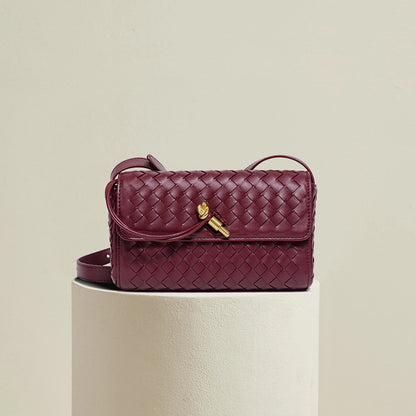 Woven Crossbody Clutch Brehn