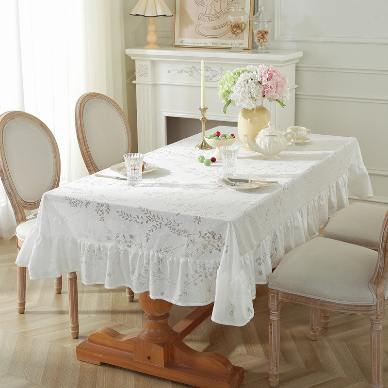Elegante florale Spitzen-Tischdecke