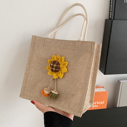 Dekorativer floraler Akzent Handtasche