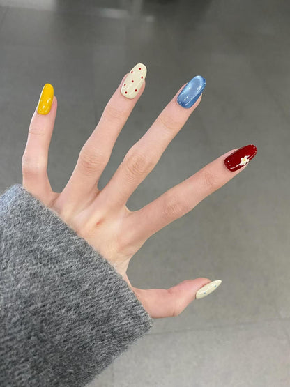 Kreative Nagelkunst
