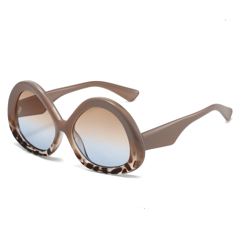 Oversized Retro-inspirierte Schmetterlingssonnenbrille Brehn