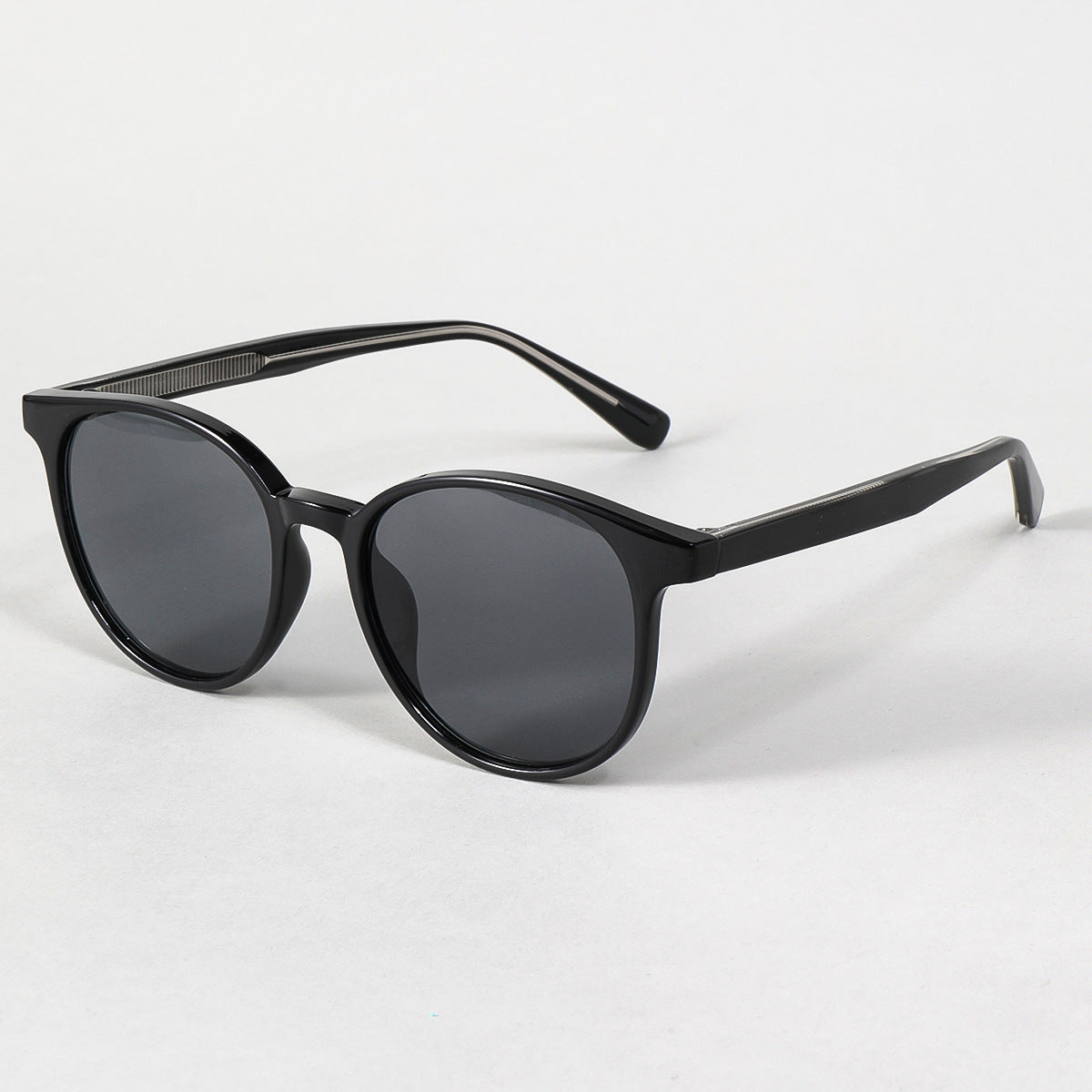 Damen modische Sonnenbrille im eleganten, runden Design mit UV-Schutz Brehn