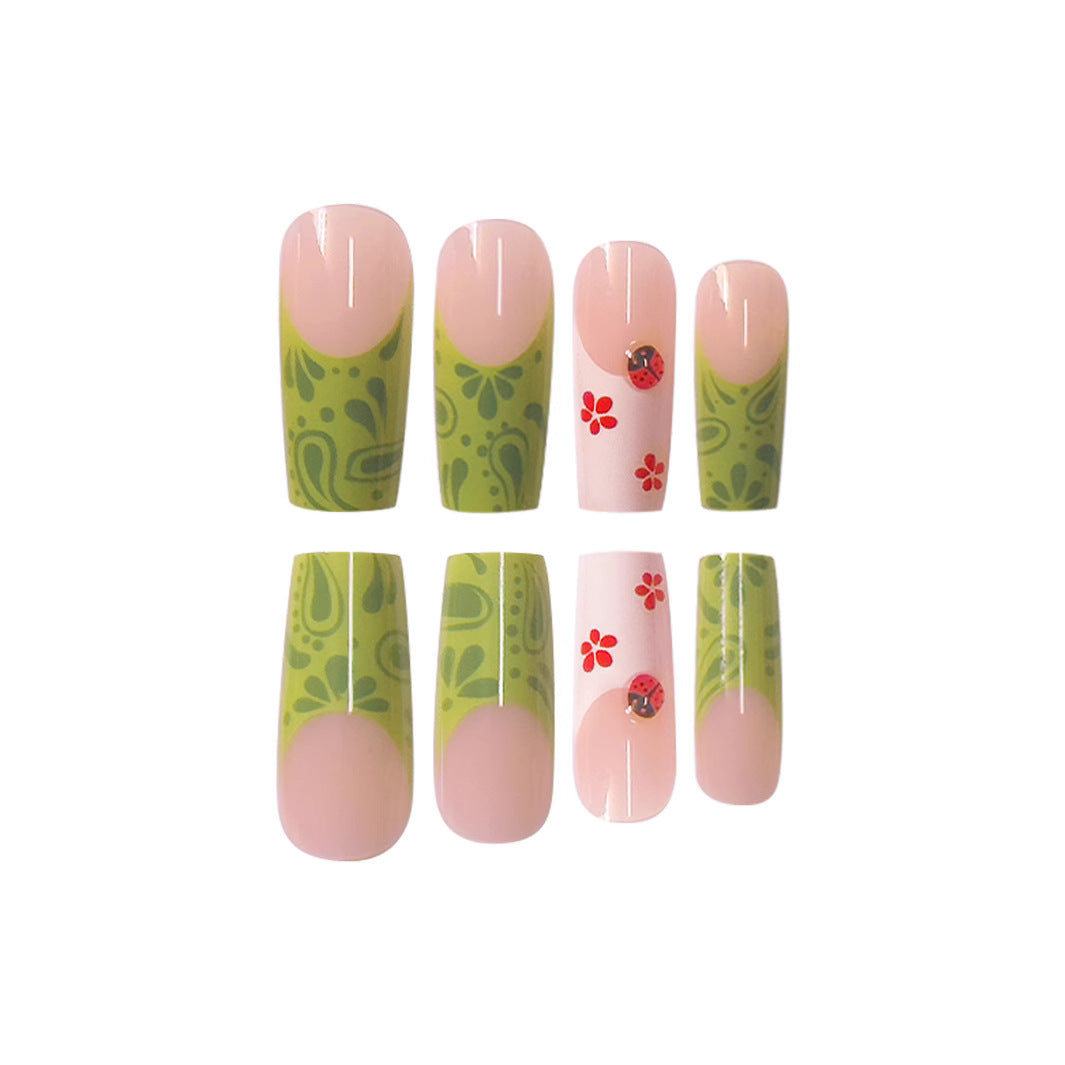 Blumenmuster Press-On Nagelkunst Brehn