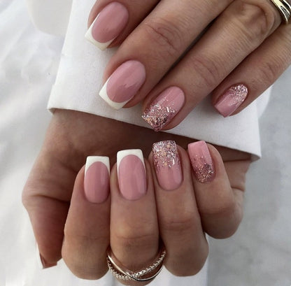 Elegante Press-On Nagelkunst Brehn