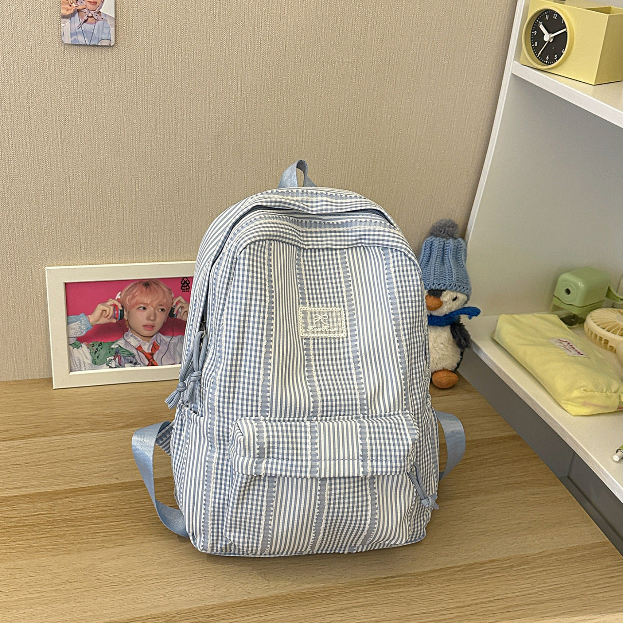 Lässiger gestreifter Rucksack