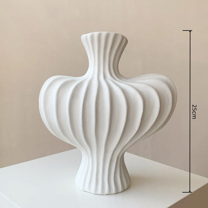 Künstlerische Keramikvase