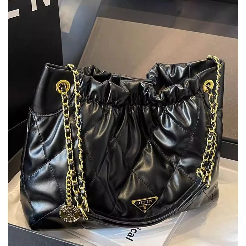 Chice gesteppte Schultertasche Brehn