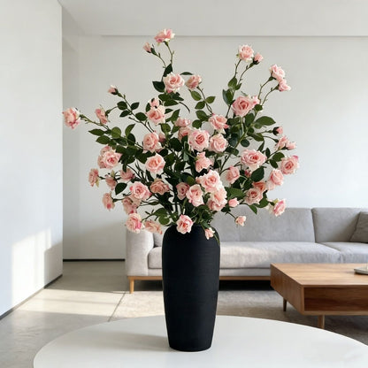 Lebensechte rosa Rosen Blumenarrangement