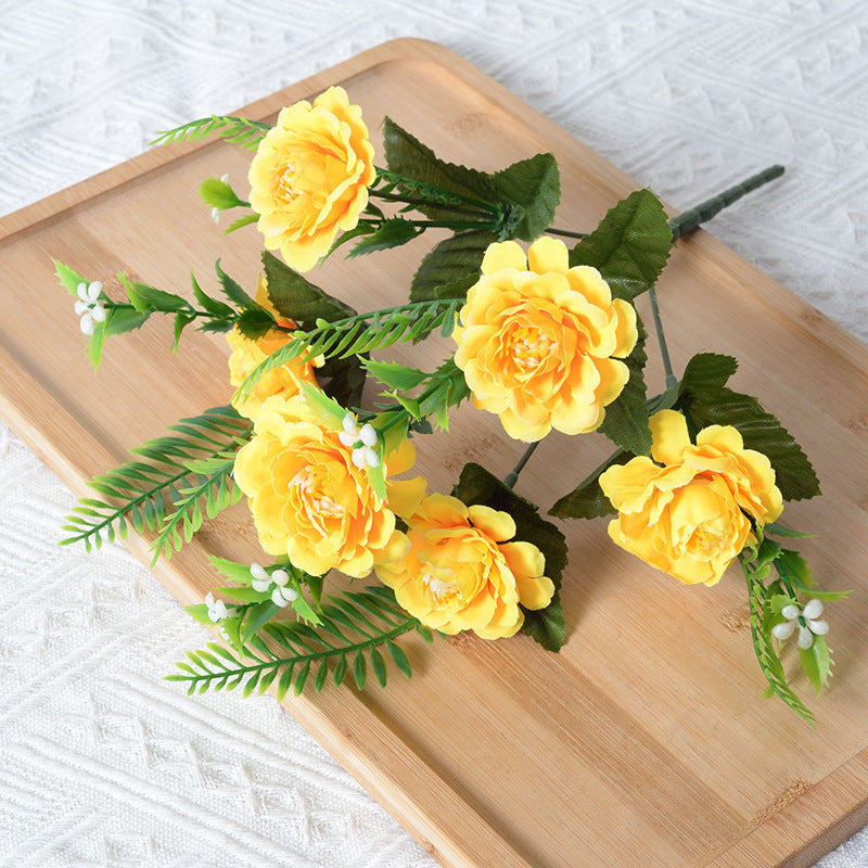 Dekoratives Kunstblumenstrauß