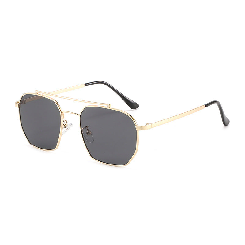 Modisch-futuristische eckige Sonnenbrille Brehn