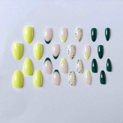 Künstlerisches Floral Akzent Nagel Kunst Set