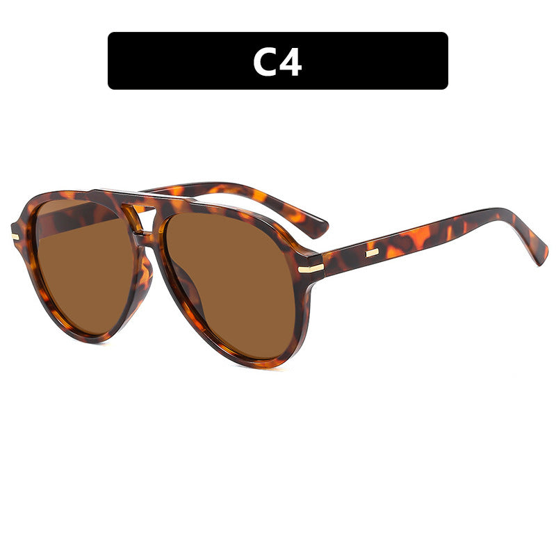Damen stilvolle Sonnenbrille mit markantem Design Brehn