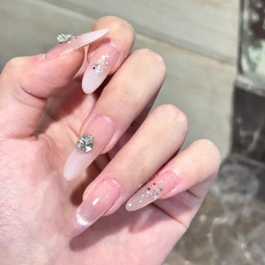 Elegantes Press-On Nageldesign Brehn