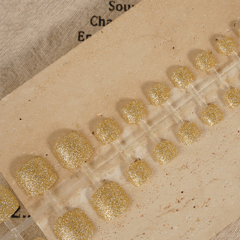 Glitzerndes Press-On Fußnagelset Brehn