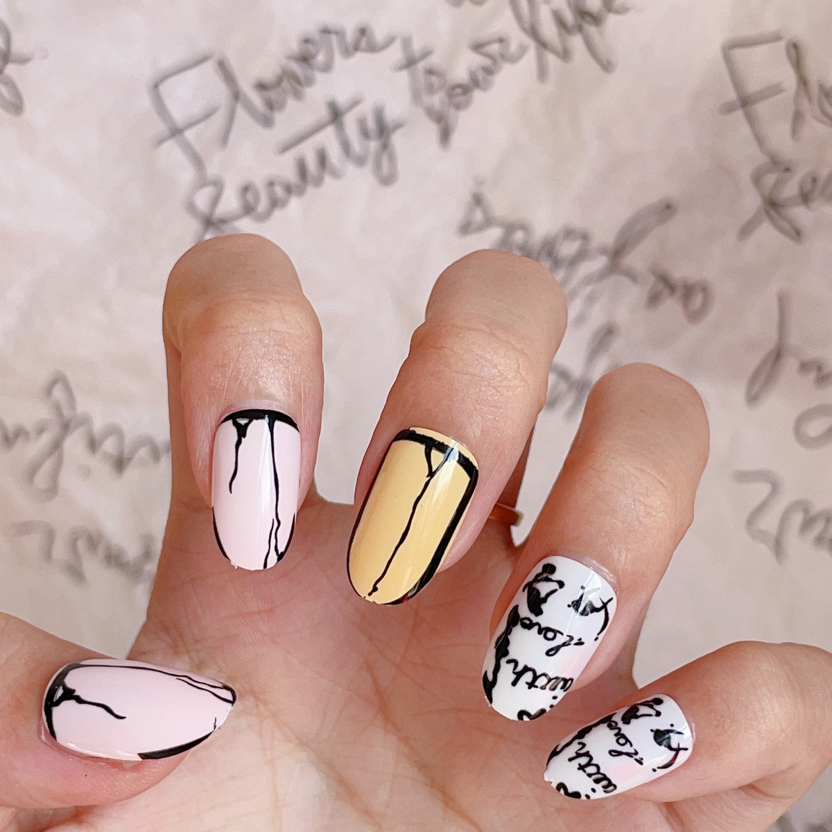Abstraktes Design Press-On Nagelset