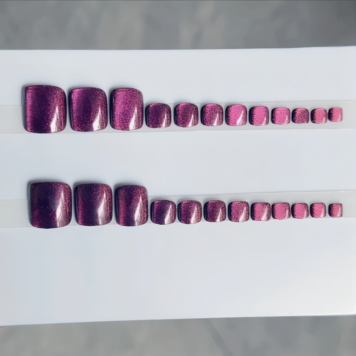 Iridescent Press-On Nail Kollektion Brehn