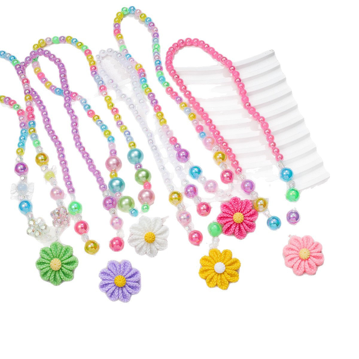 Verspieltes Schmuckset mit Blumenanhänger Brehn
