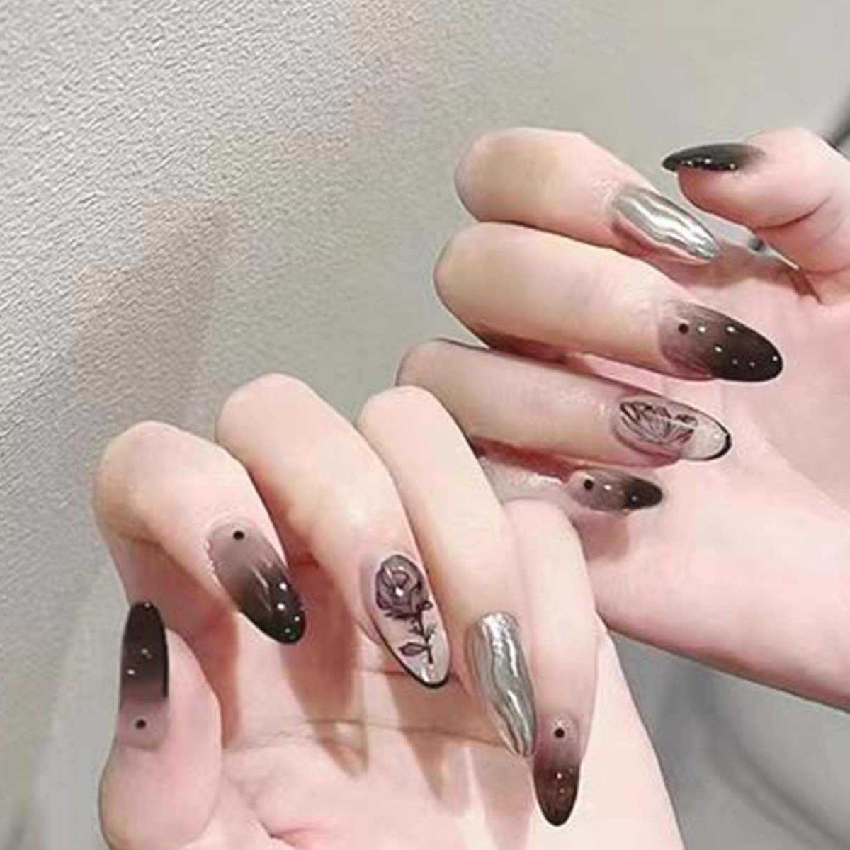 Elegante und kunstvolle Ombre-Nagelkunst Brehn