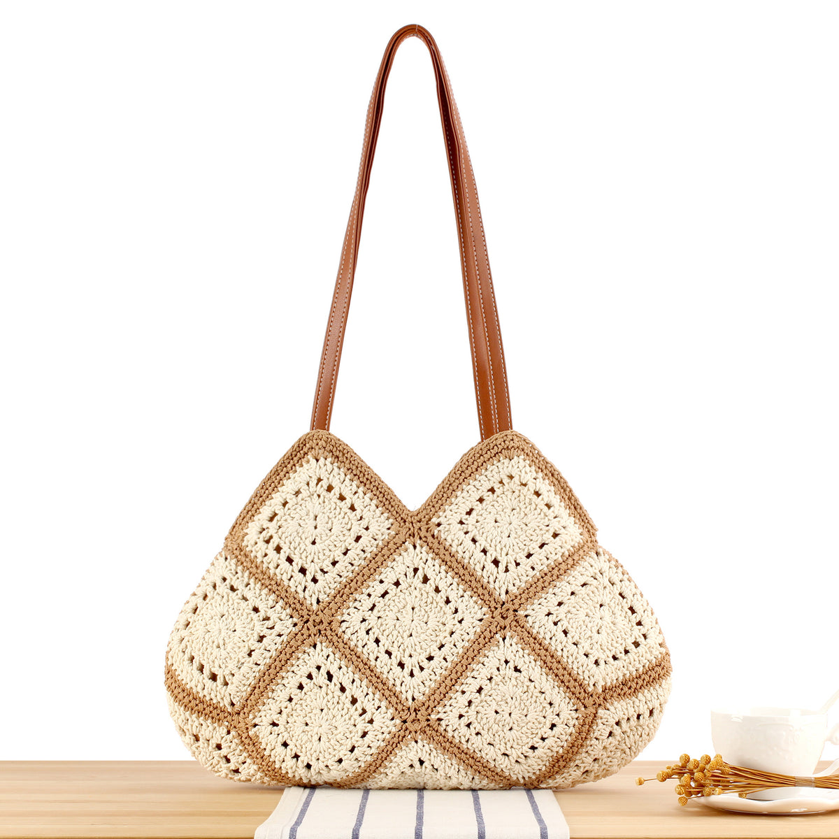 Handtasche Aus Handgefertigtem Makramee mit Strukturiertem Muster Brehn