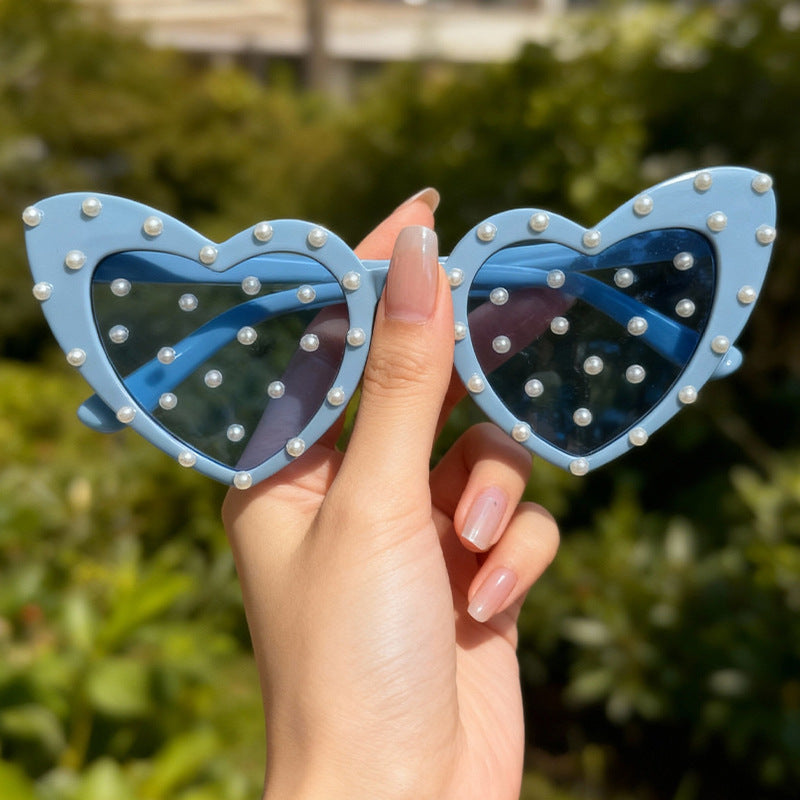 Perlenverzierte herzförmige Sonnenbrille Brehn
