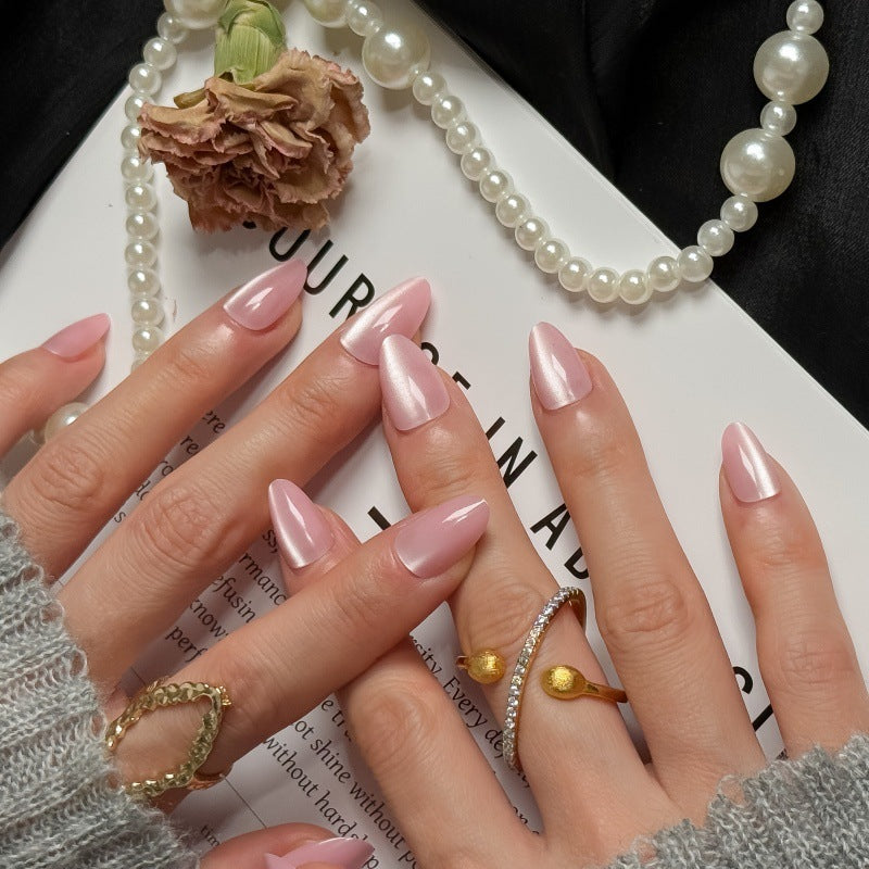 Elegante Kunstnägel mit Hochglänzendem Finish Brehn