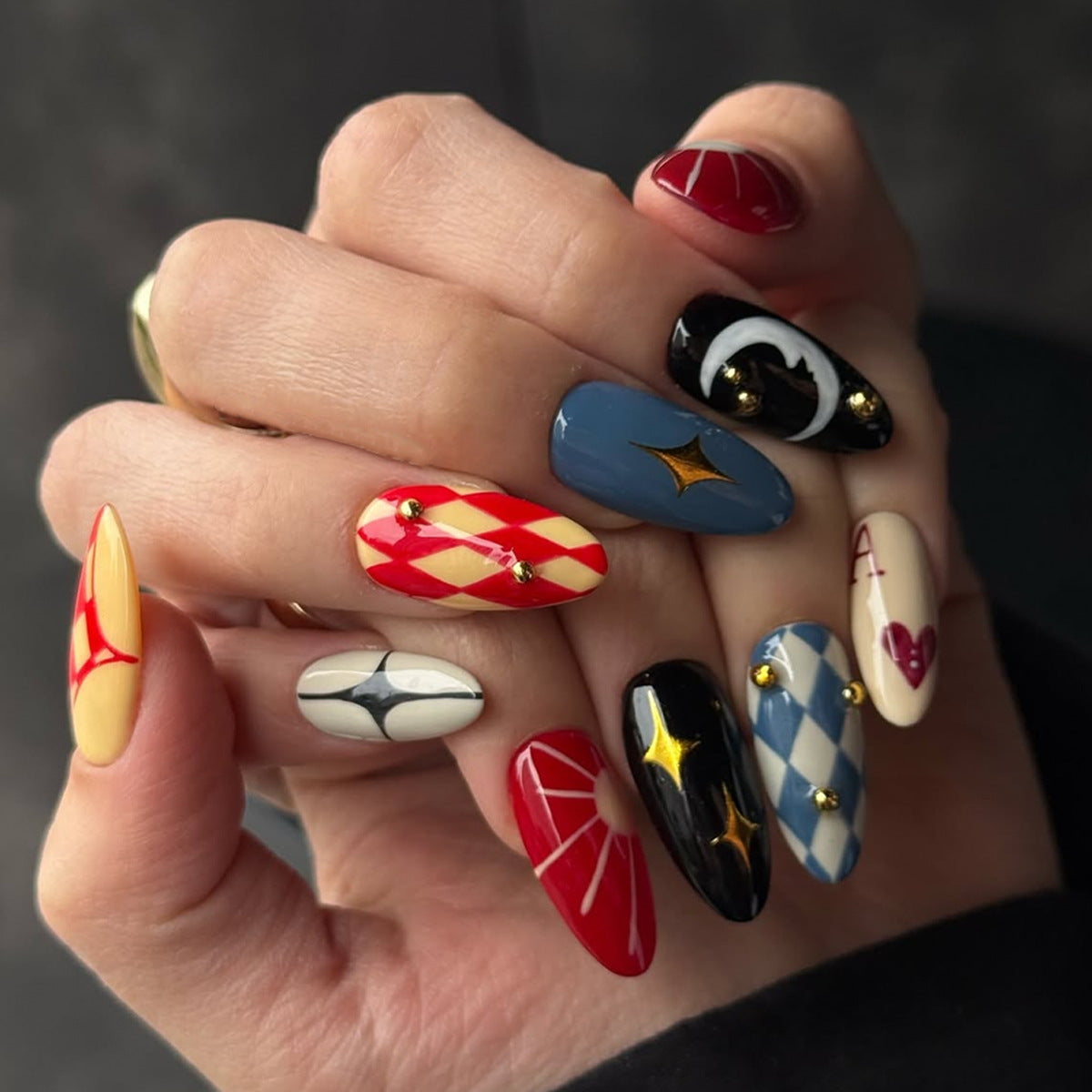 Kunstfingernägel mit Kreativem Design Brehn