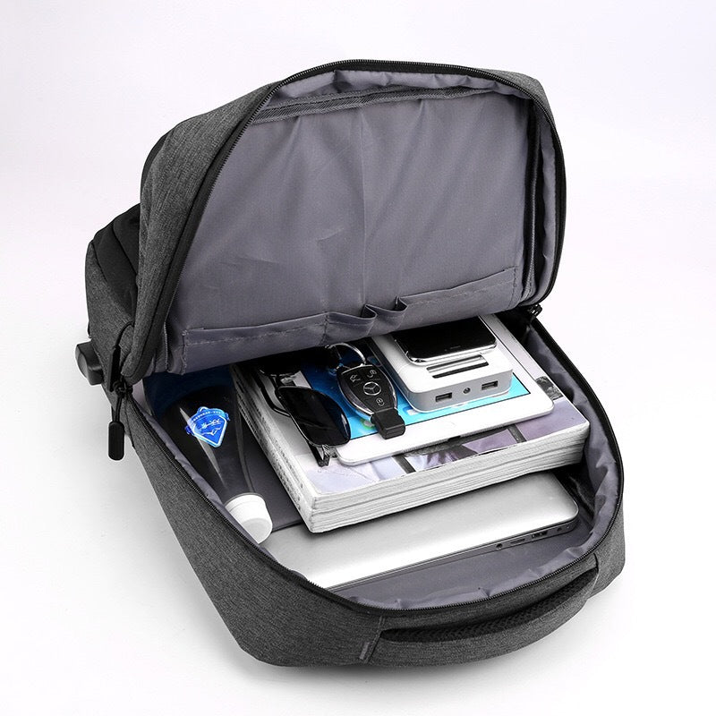 Moderner Business-Rucksack mit Usb-Ladeanschluss Brehn