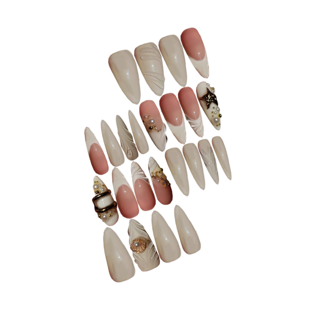 Elegante Nagelkunst Brehn
