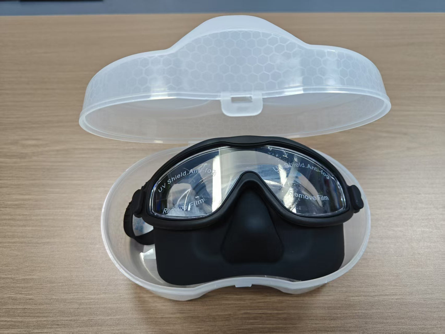 Schwimmmaske mit Verstellbarem Komfort und Klarem Sichtfeld Brehn