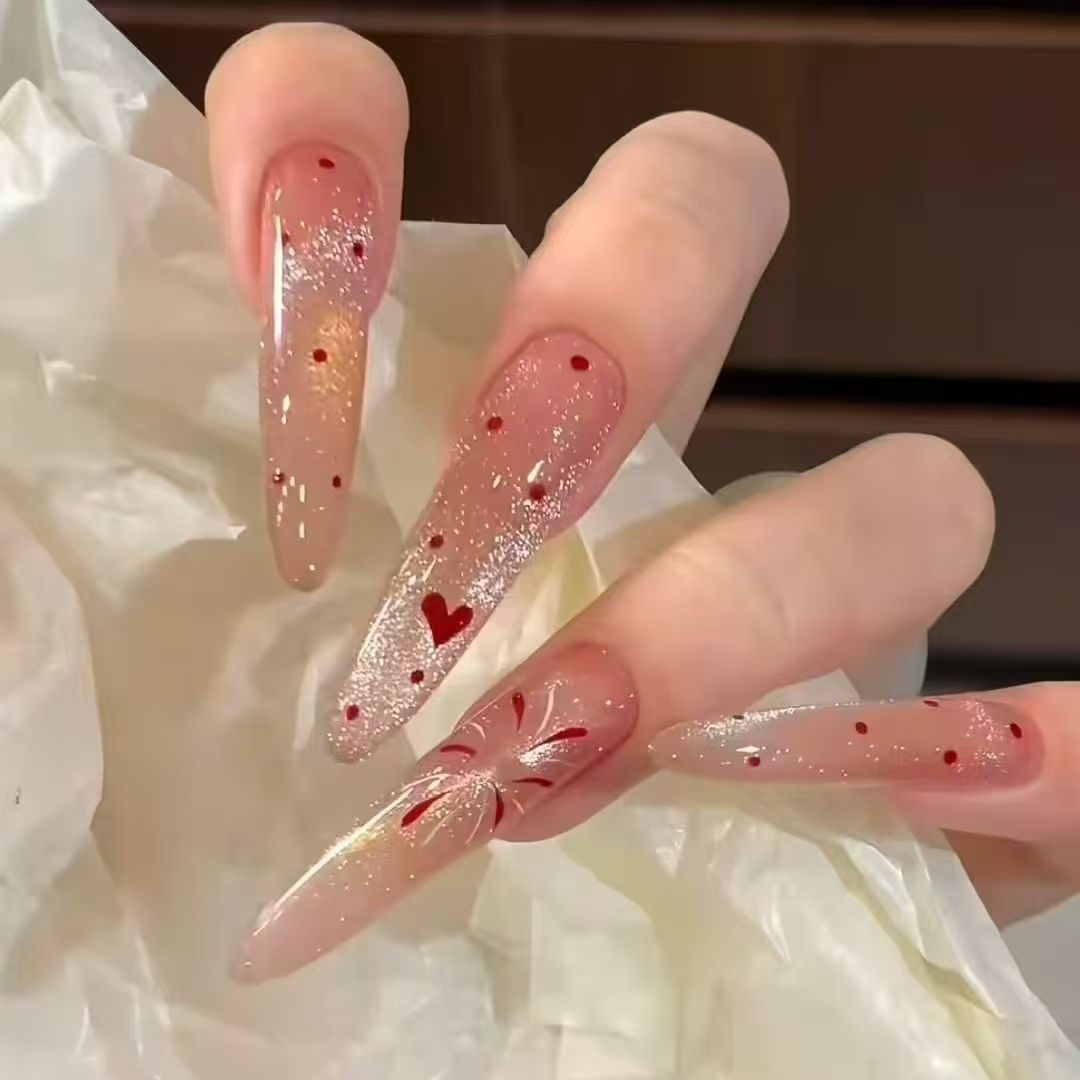 Künstlerische Lange Stiletto-Nagelverzierungen Brehn