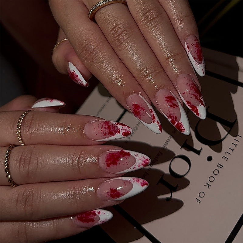 Kreatives Kunstnagelset mit floralem Design Brehn