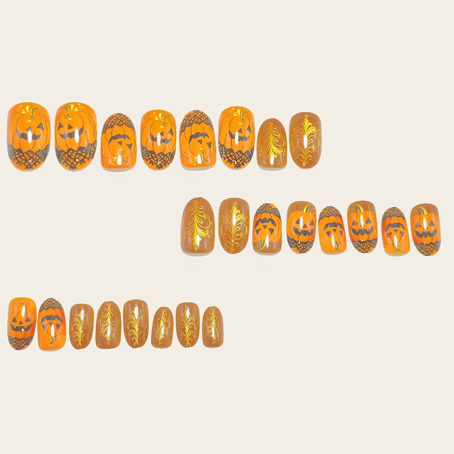 Halloween Kunstnägel mit Gruseligem Kürbis-Design Brehn