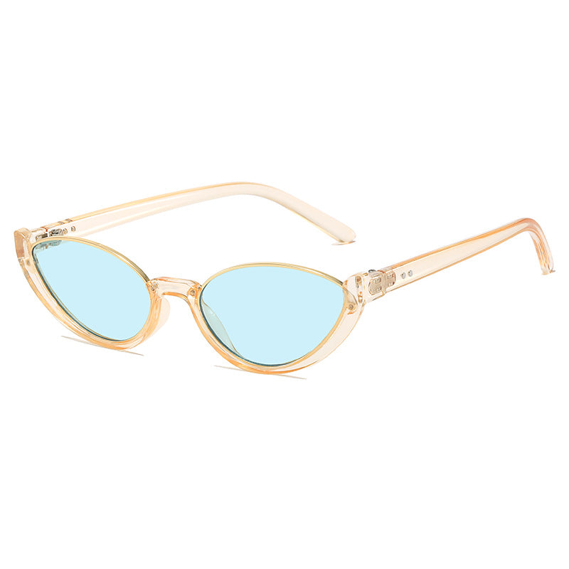 Retro-inspirierte klare Rahmen Cat Eye Sonnenbrille Brehn