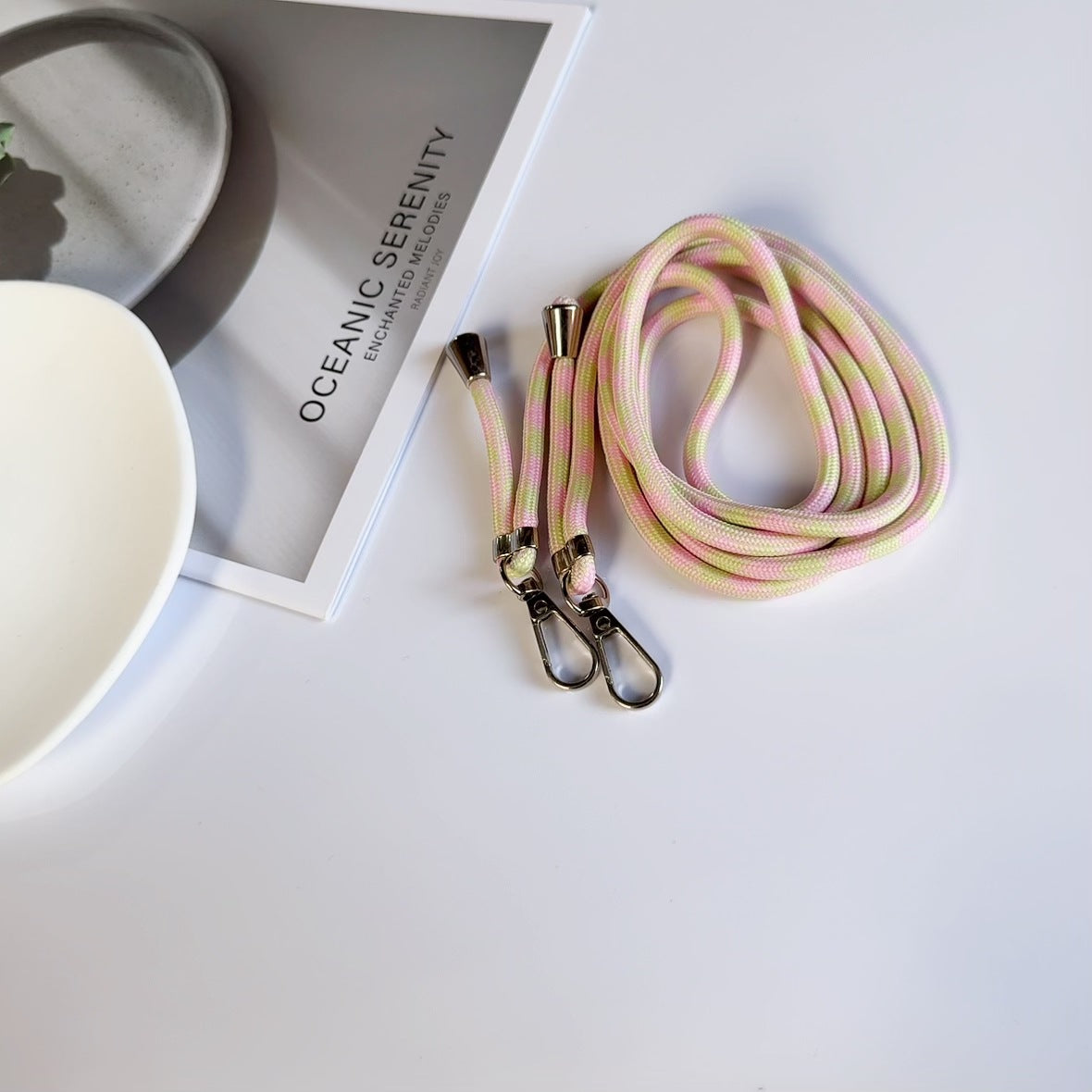 Verstellbare Lanyard mit doppelten Clips Brehn