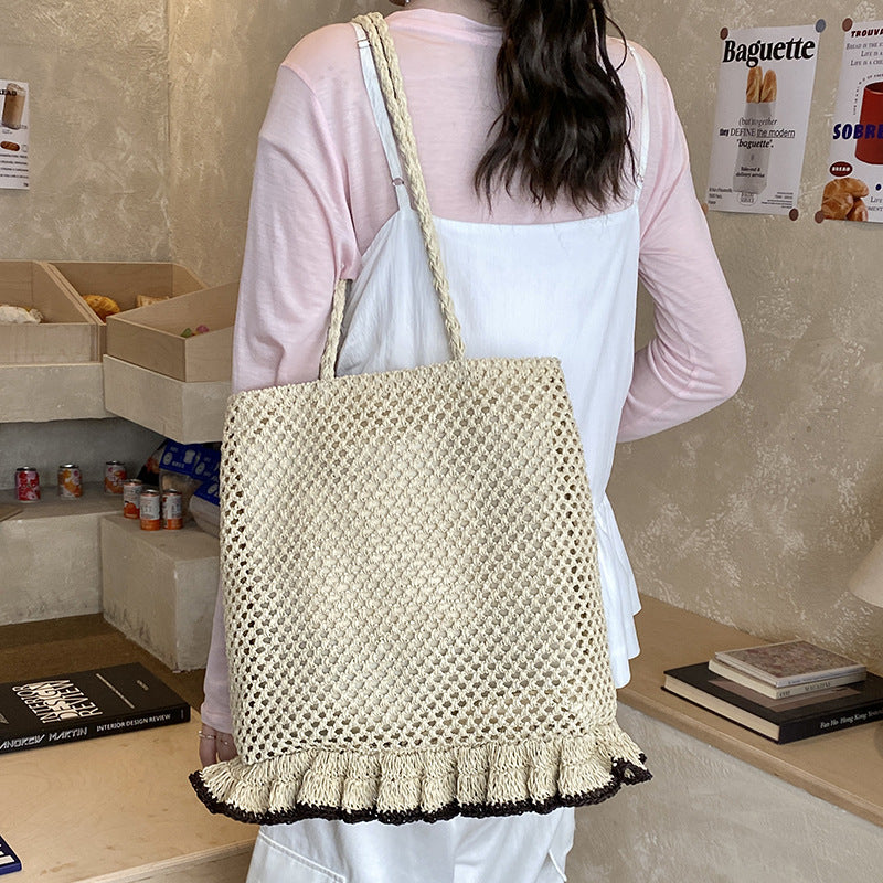 Handgefertigte Basttasche mit Fransigem Saum Brehn