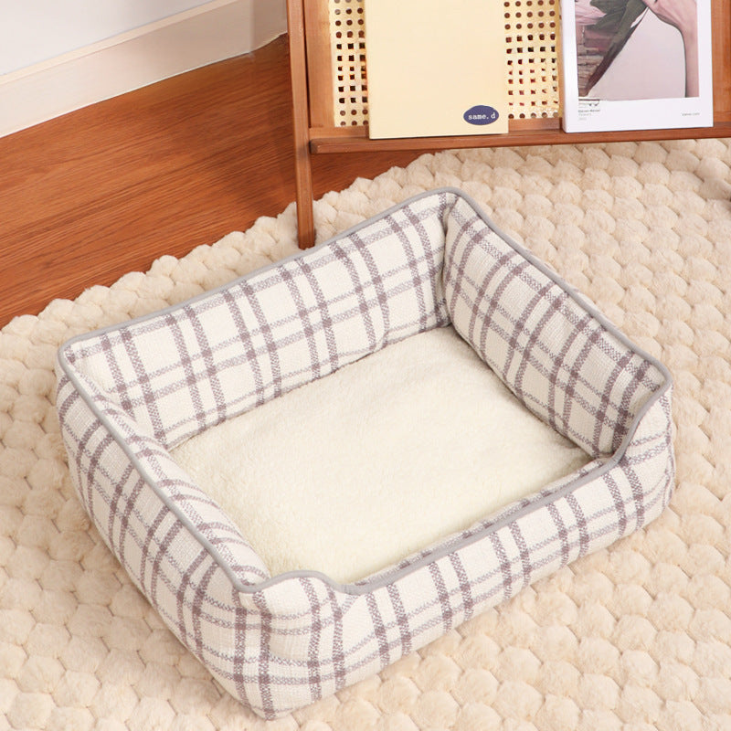 Gemütliches Plaid Hundebett