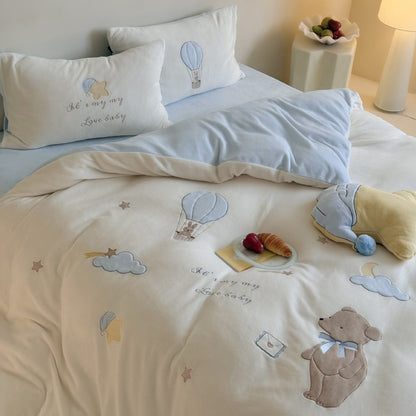 Kinder-Bettwäsche-Set aus Baumwolle mit applizierten Heißluftballon- und Teddybär-Motiven Brehn