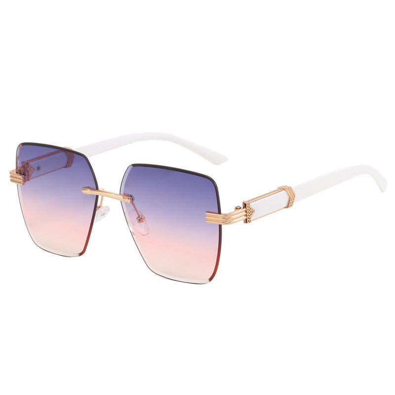 Damen Luxus-Sonnenbrille mit einzigartigem Rahmen und edlen Akzenten Brehn