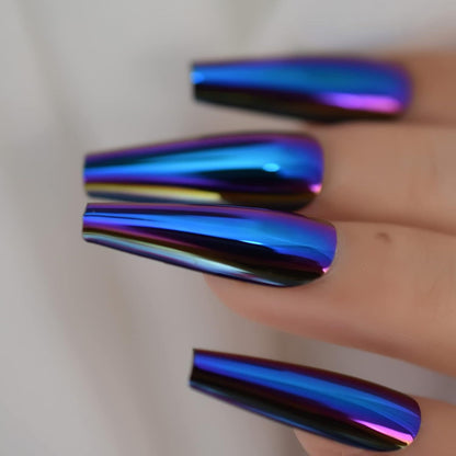 Kunstnagelspitzen mit holographischem Glanz Brehn