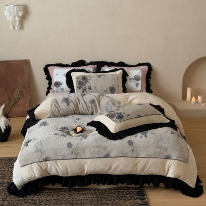 Bettgarnitur Aquarell-Blumenprint mit strukturierter Chenille-Front und kontrastierender Wellenkante