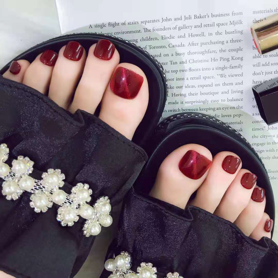 Dekorative Pediküre Nagelkunst Brehn