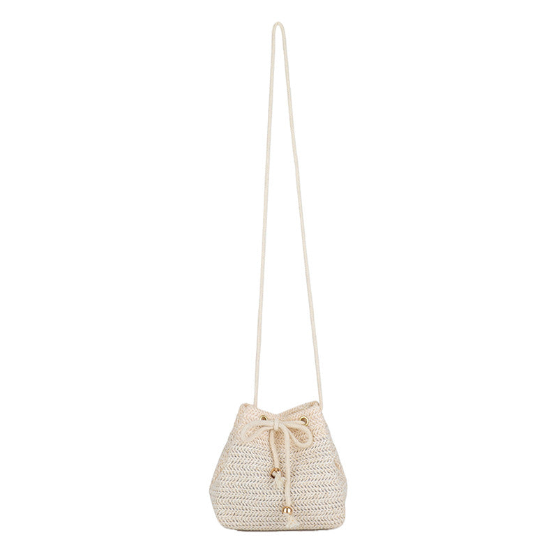 Bohemian-inspirierte gewebte Mini-Zugbandtasche Brehn