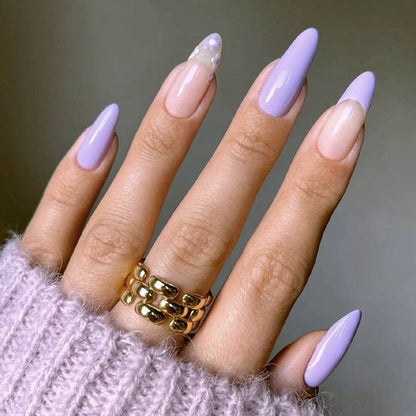 Kunstnagelset mit einzigartigen Mustern Brehn
