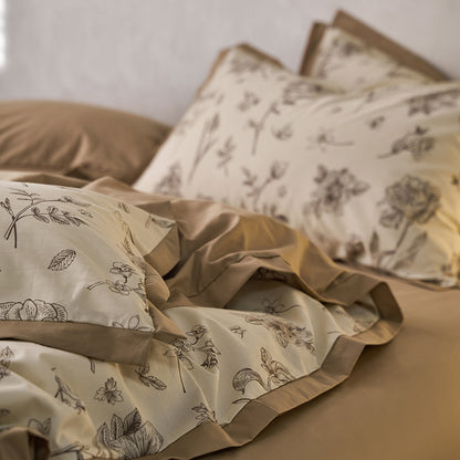 Wendbares Bettwäsche-Set aus Baumwollsatin mit botanischem Skizzenprint und glattem Rückseitenbezug