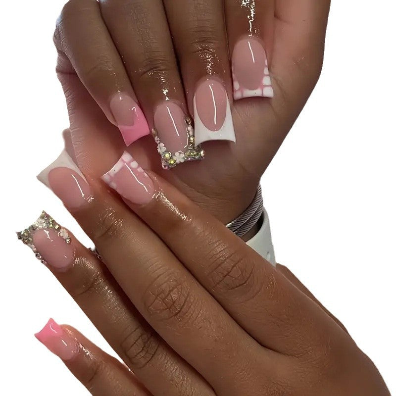 Glamouröse Stiletto-Nagelverlängerungen Brehn