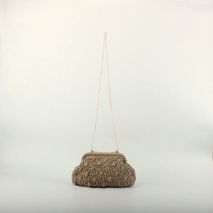 Elegante Häkelhandtasche mit Feinem Kettenriemen Brehn