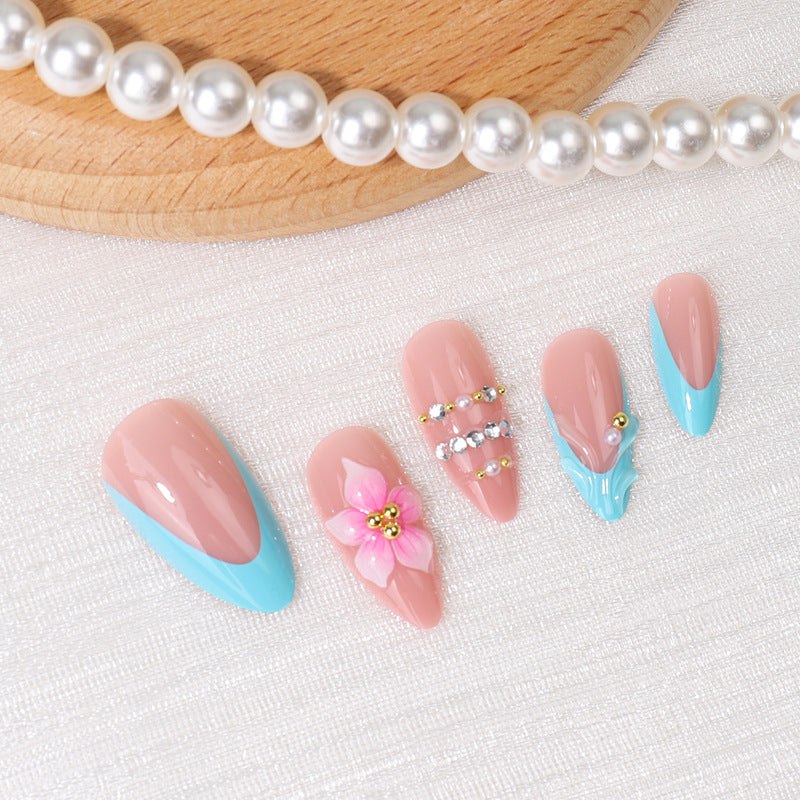 Kreatives blumengestaltetes Press-On-Nagelset Brehn
