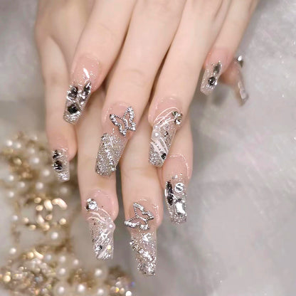 Dekorative Glitzernde Nagelkunst Tipps
