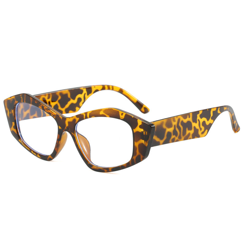 Damen Modische Augenbrille mit auffälliger Rahmenform Brehn