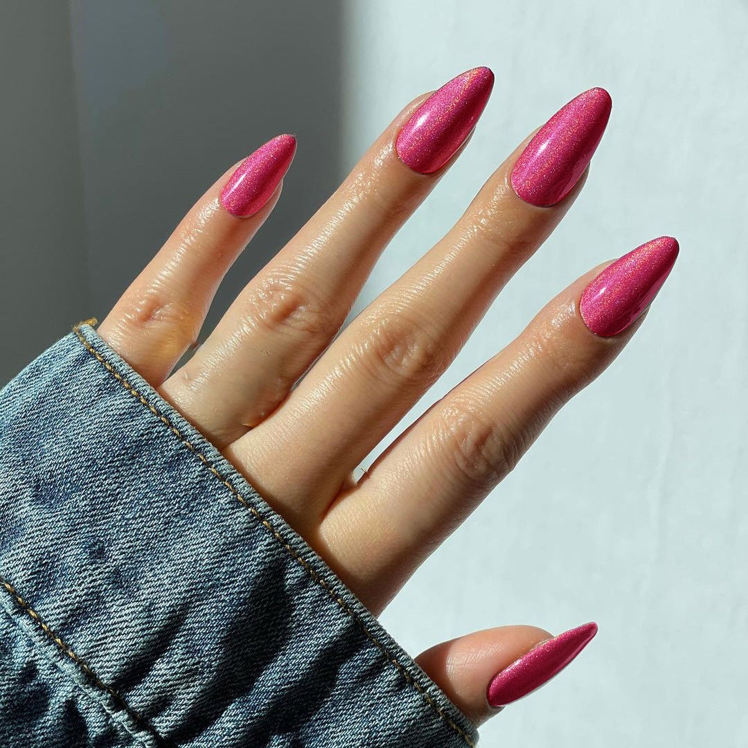 Glossy Press-On Nagelset mit schimmerndem Glanz Brehn